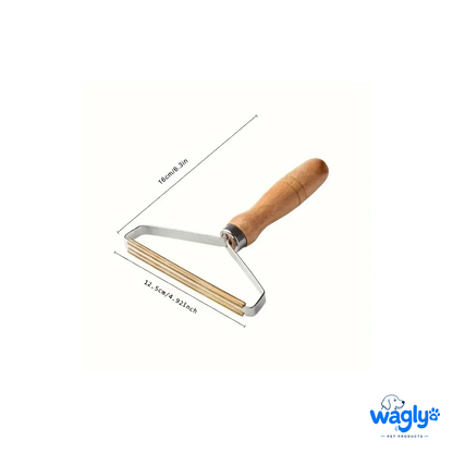 Dimensions: 16 cm long with a 12.5 cm cleaning edge